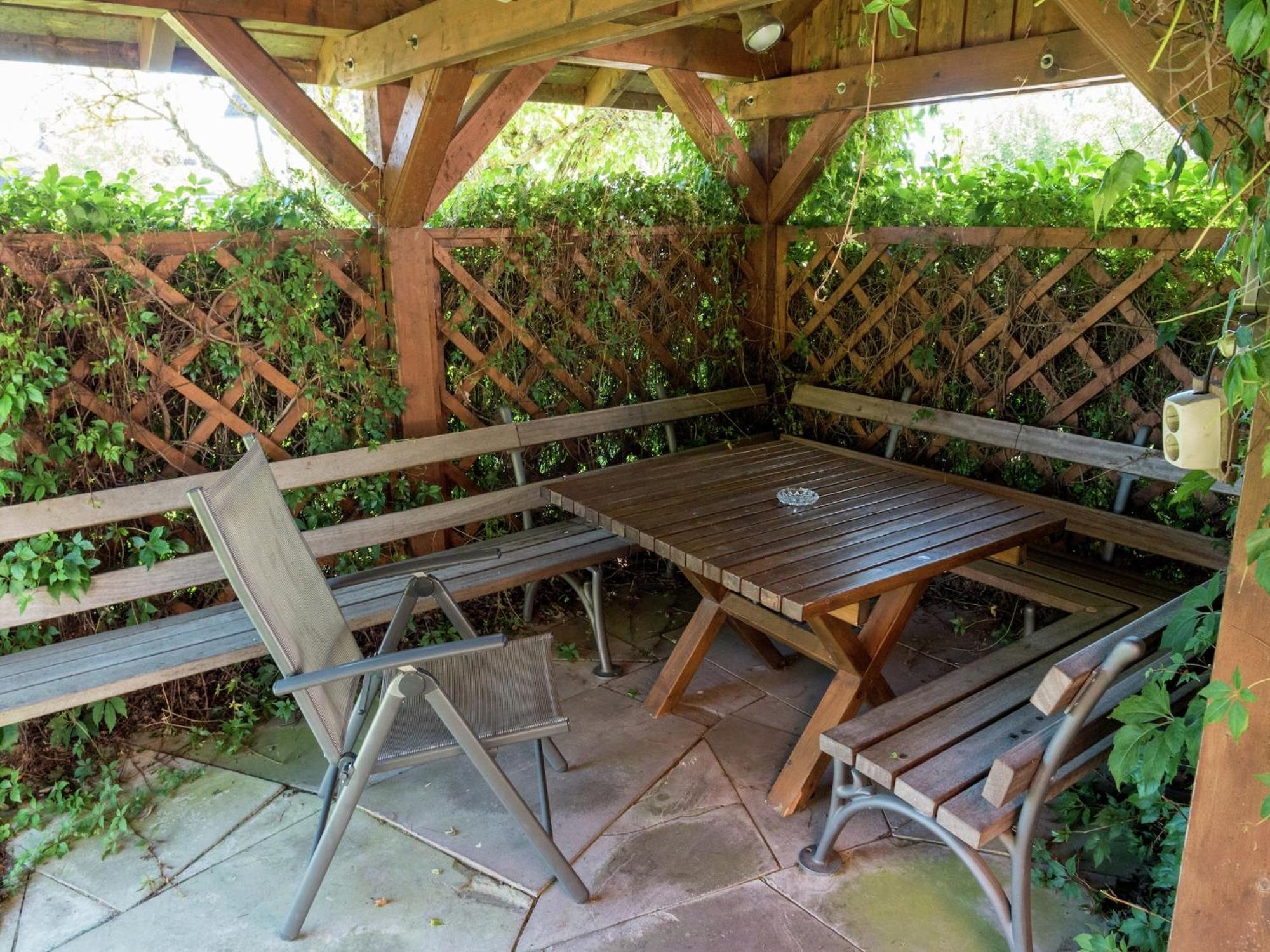 Cozy Apartment In Schwenningen With Garden Villingen-Schwenningen Εξωτερικό φωτογραφία